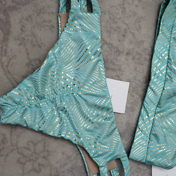 Antigua Bikini - Picture 3 of 4